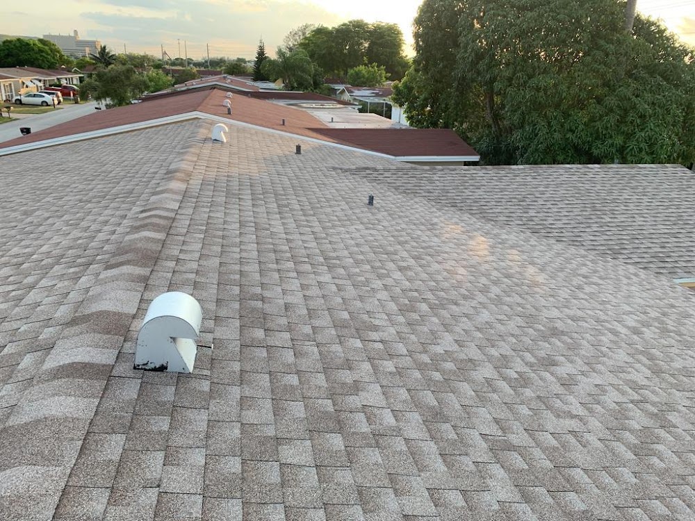 Sombrilla Roofing Contractor